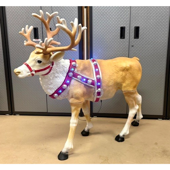 RARE Home Depot 4.5 ft LED Blow-mold ONE LARGE VIRAL Reindeer Holiday Decoration - Picture 1 of 16